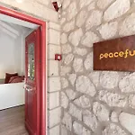 Apanema Mindfulness With Fast Wifi, Pool, Sauna, Massage Villa