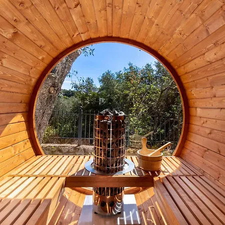 Apanema Mindfulness With Fast Wifi, Pool, Sauna, Massage Willa