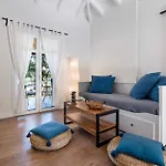 Apanema Mindfulness With Fast Wifi, Pool, Sauna, Massage فيلة Asprogerakata
