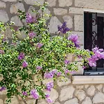 Apanema Mindfulness With Fast Wifi, Pool, Sauna, Massage فيلة