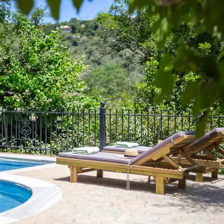Apanema Mindfulness With Fast Wifi, Pool, Sauna, Massage