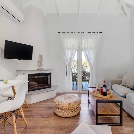 Apanema Mindfulness With Fast Wifi, Pool, Sauna, Massage Asprogerakata