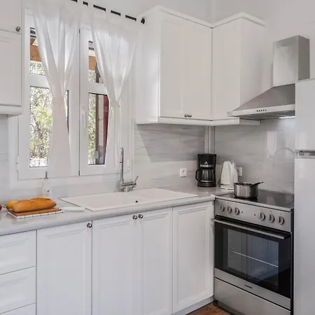Villa Apanema Mindfulness With Fast Wifi, Pool, Sauna, Massage