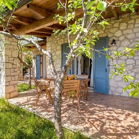 Apanema Mindfulness Lefkada * Asprogerakata