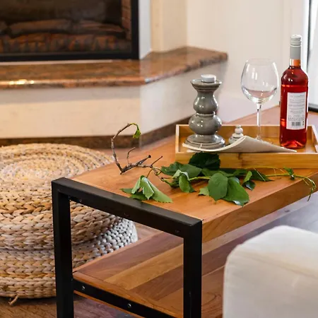 Apanema Mindfulness With Fast Wifi, Pool, Sauna, Massage Asprogerakata