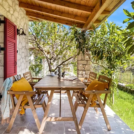 Apanema Mindfulness With Fast Wifi, Pool, Sauna, Massage Villa Asprogerakata