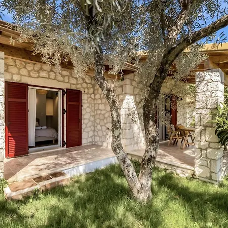 Apanema Mindfulness, Relaxing Adults Only Resort, Fast Wifi, Pool, Sauna, Massage *