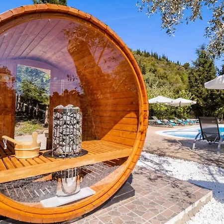 Apanema Mindfulness, Relaxing Adults Only Resort, Fast Wifi, Pool, Sauna, Massage Villa