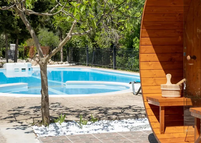 别墅 Apanema Mindfulness With Fast Wifi, Pool, Sauna, Massage Asprogerakata